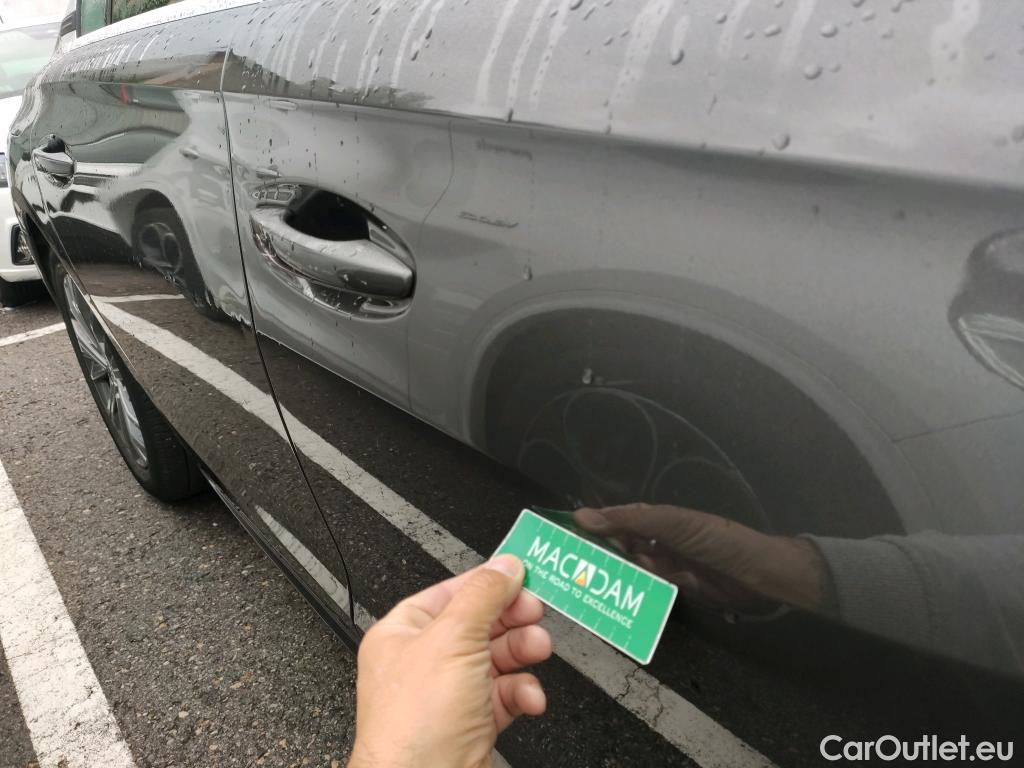  Peugeot  508 PEUGEOT  / 2018 / 5P / berlina con portón 5P Business Line BlueHDi 130 EAT8 (AC) #5