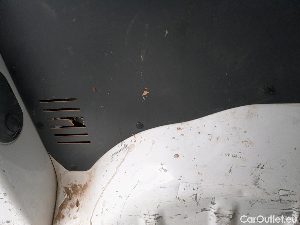  Peugeot  Expert PEUGEOT  / 2016 / 4P / furgón Furgón Premium 1.5 BlueHDi 100 Standard (AC) #3