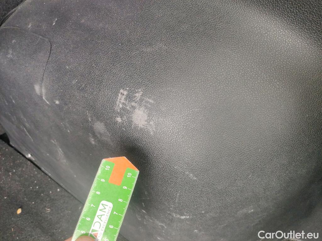  KIA  Niro KIA  / 2019 / 5P / crossover 1.6 GDi HEV 104kW (141CV) Drive #14