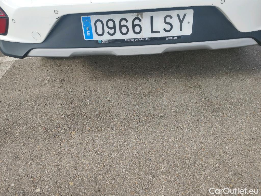  KIA  Niro KIA  / 2019 / 5P / crossover 1.6 GDi HEV 104kW (141CV) Drive #19