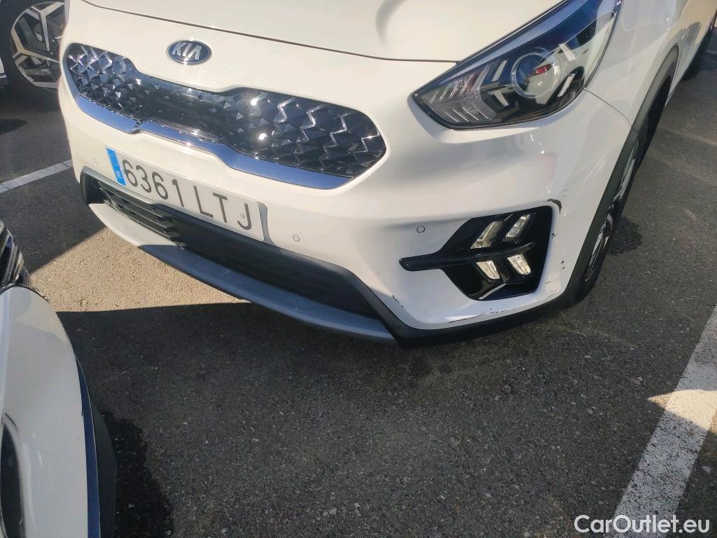  KIA  Niro KIA  / 2019 / 5P / crossover 1.6 GDi PHEV 104kW (141CV) Drive #22