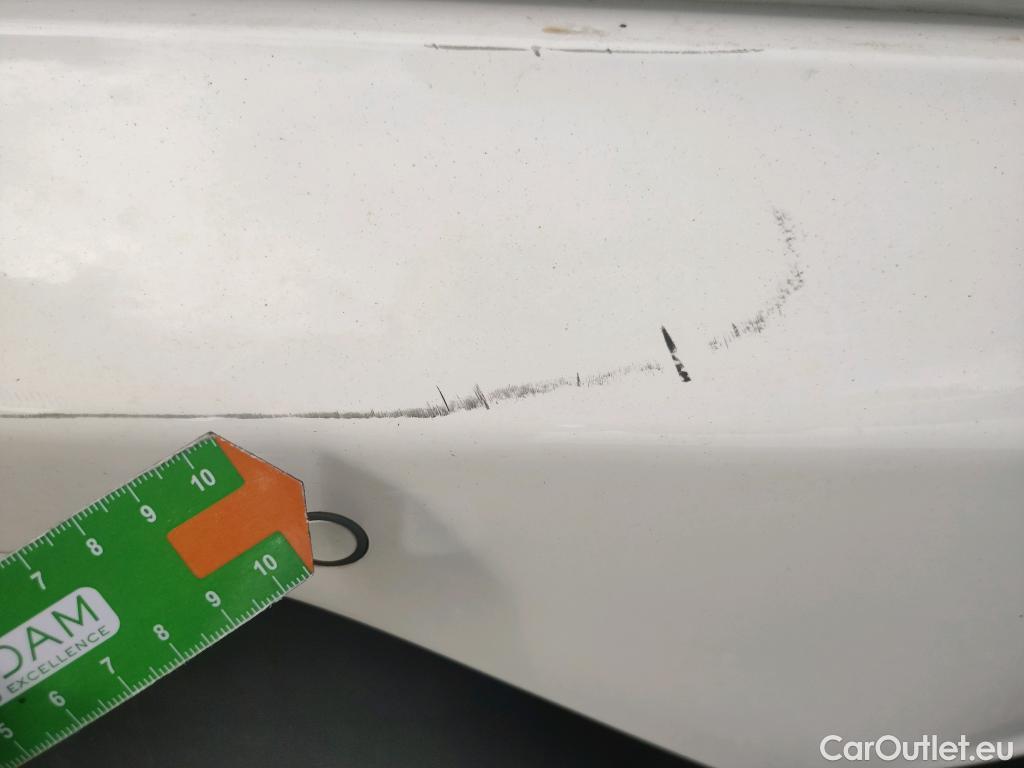  KIA  Niro KIA  / 2019 / 5P / crossover 1.6 GDi HEV 104kW (141CV) Drive #18