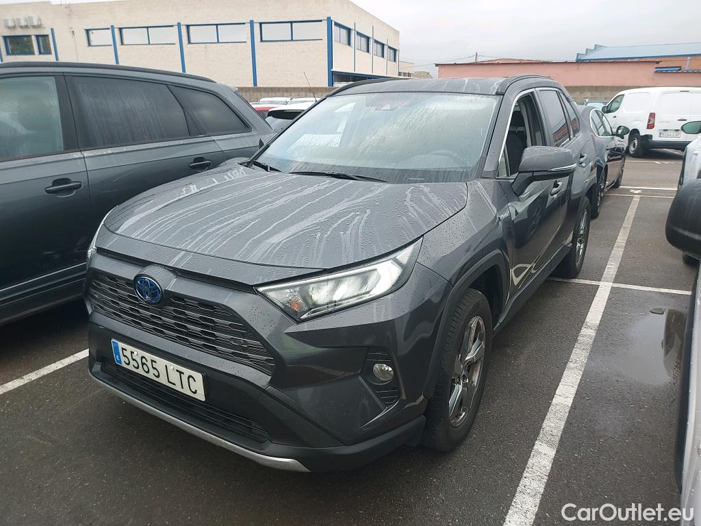 Toyota  RAV4 TOYOTA  / 2018 / 5P / todoterreno 2.5l 220H Advance 4WD #1