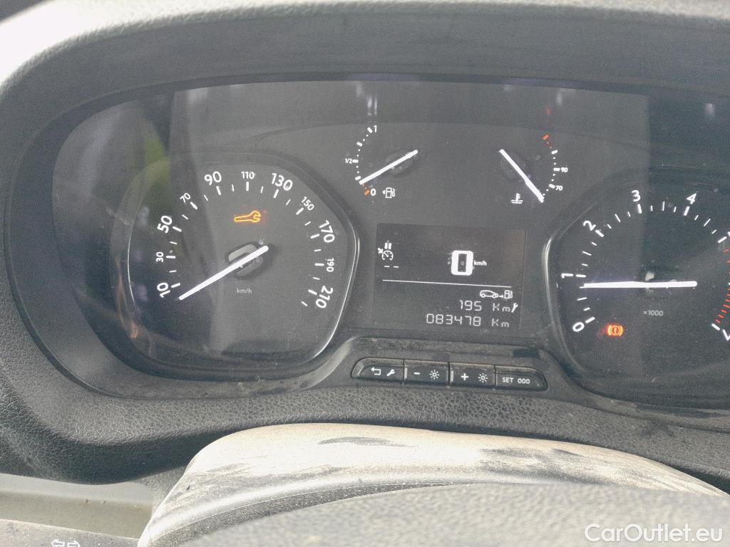  Peugeot  Expert PEUGEOT  / 2016 / 4P / furgón Furgón Premium 1.5 BlueHDi 100 Standard (AC) #35