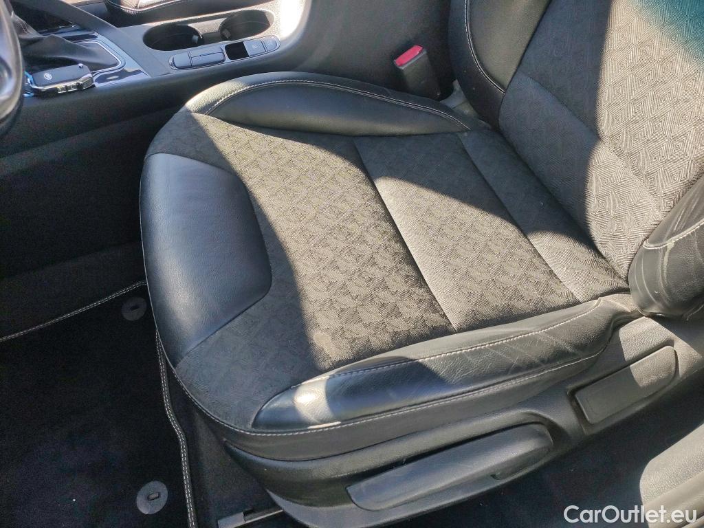  KIA  Niro KIA  / 2019 / 5P / crossover 1.6 GDi PHEV 104kW (141CV) Drive #11