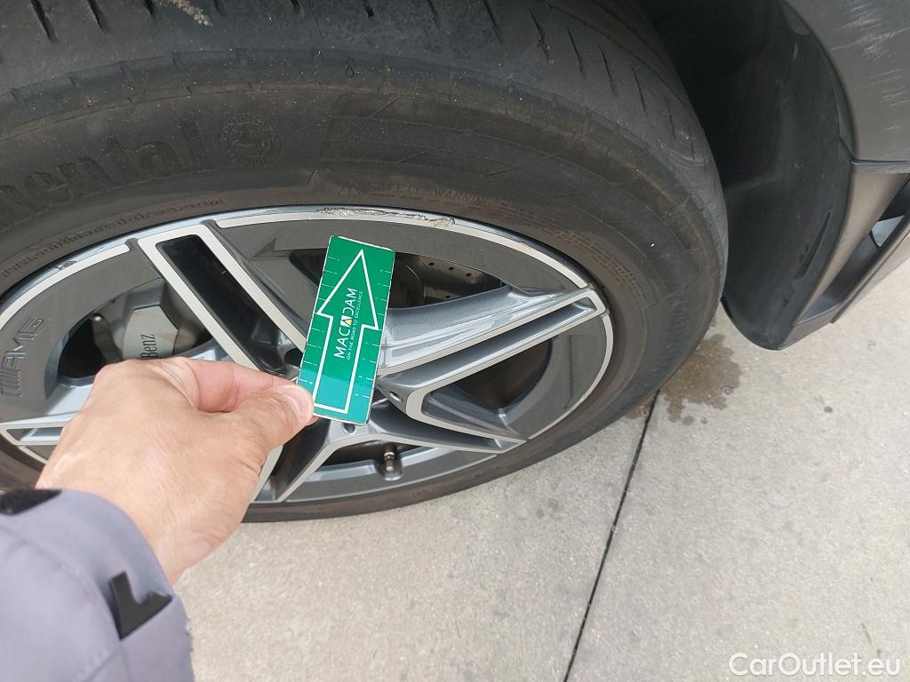 Mercedes  G-Klasee MERCEDES-BENZ Clase GLC / 2019 / 5P / todoterreno GLC 300 de 4MATIC #4