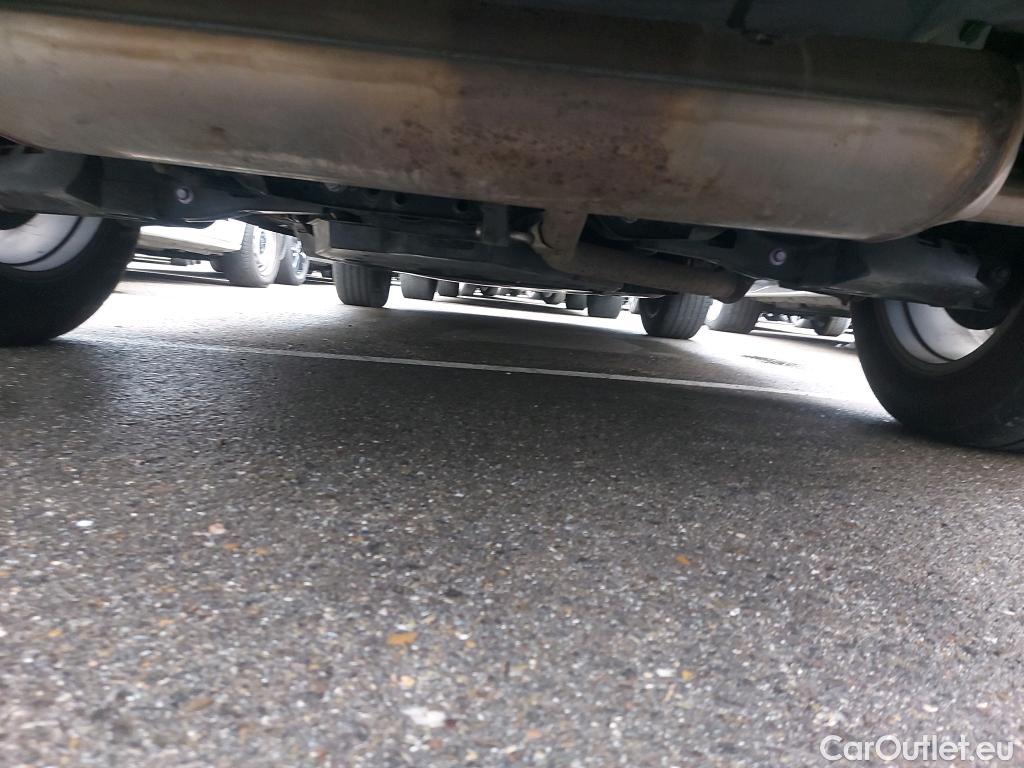 Toyota  RAV4 TOYOTA  / 2018 / 5P / todoterreno 2.5l 220H Advance 4WD #11