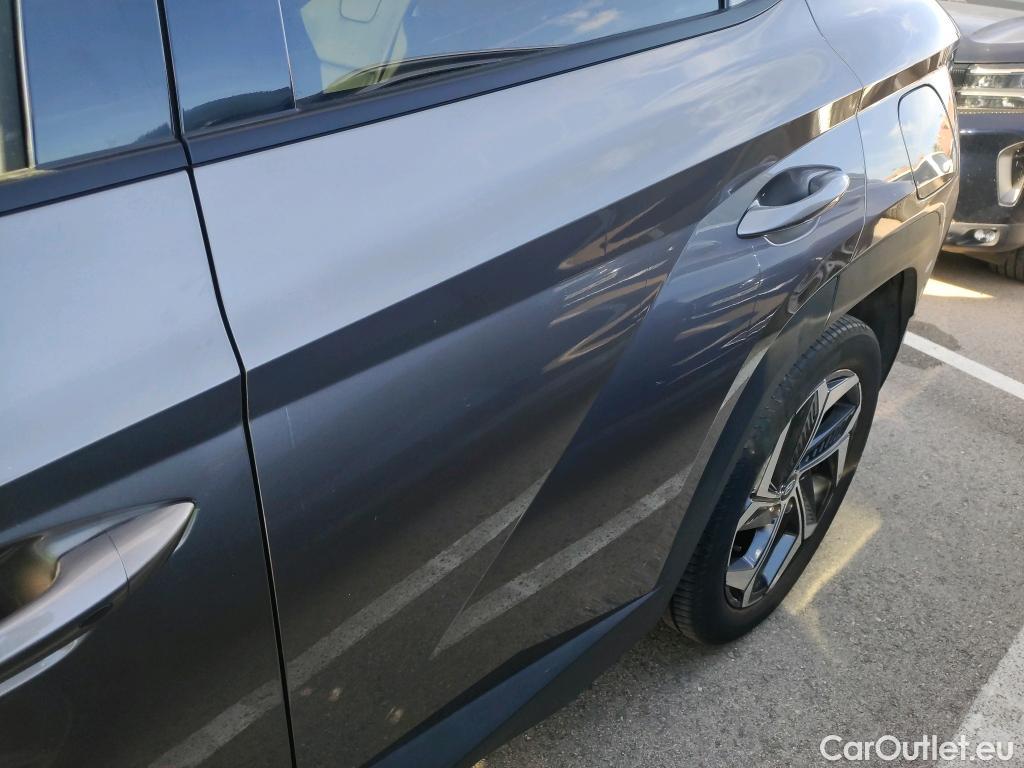  Hyundai  Tucson HYUNDAI  / 2020 / 5P / todoterreno 1.6 TGDI PHEV 195kW Style Auto 4x4 #3