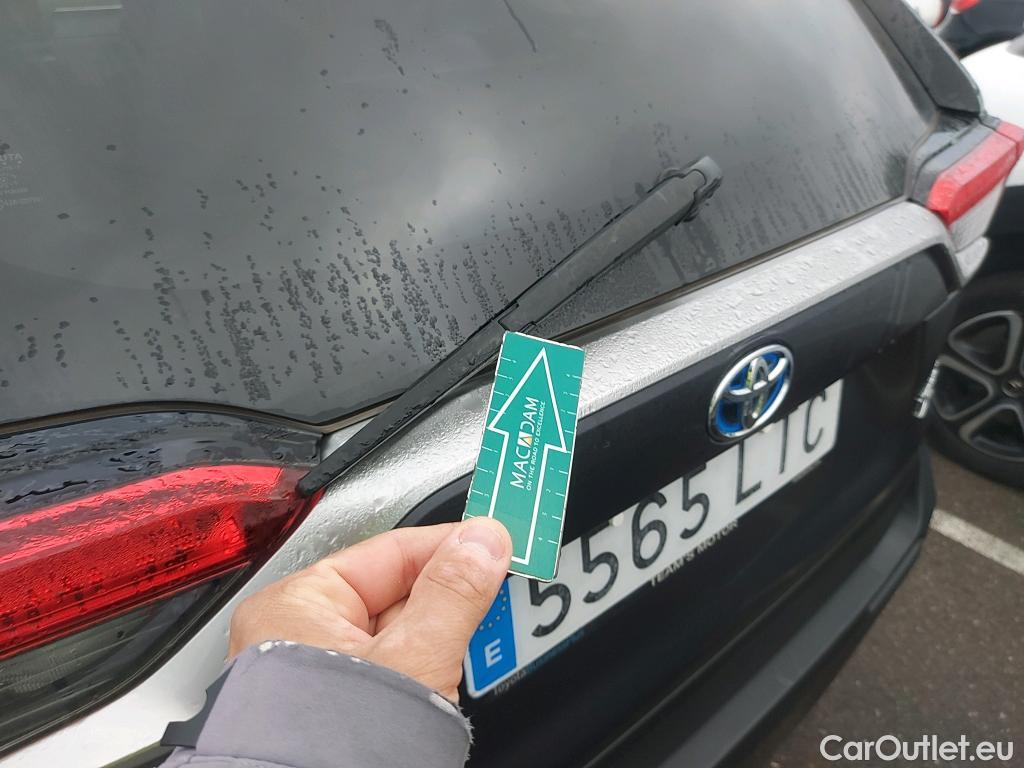 Toyota  RAV4 TOYOTA  / 2018 / 5P / todoterreno 2.5l 220H Advance 4WD #8