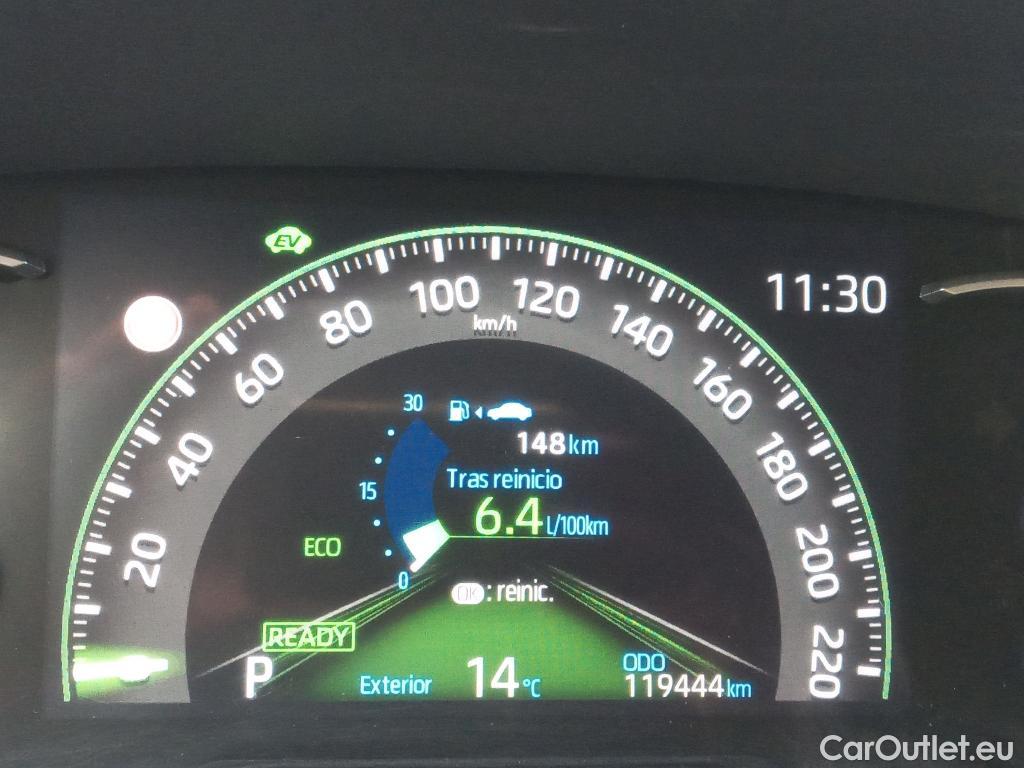 Toyota  RAV4 TOYOTA  / 2018 / 5P / todoterreno 2.5l 220H Advance #5