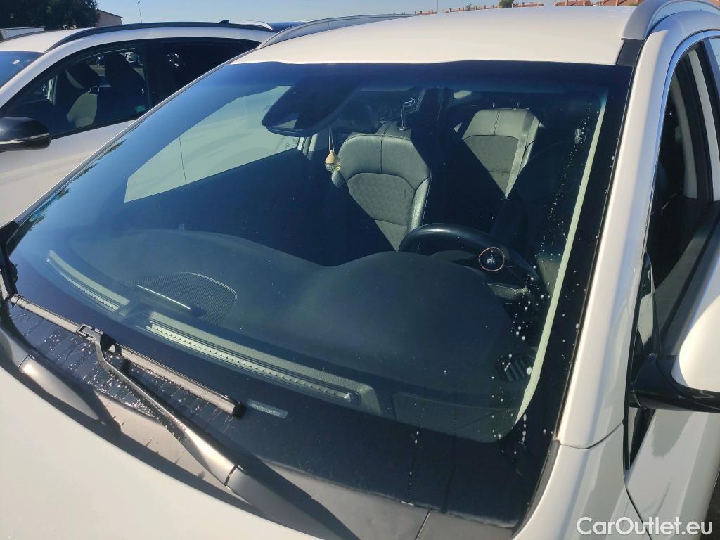  KIA  Niro KIA  / 2019 / 5P / crossover 1.6 GDi PHEV 104kW (141CV) Drive #1