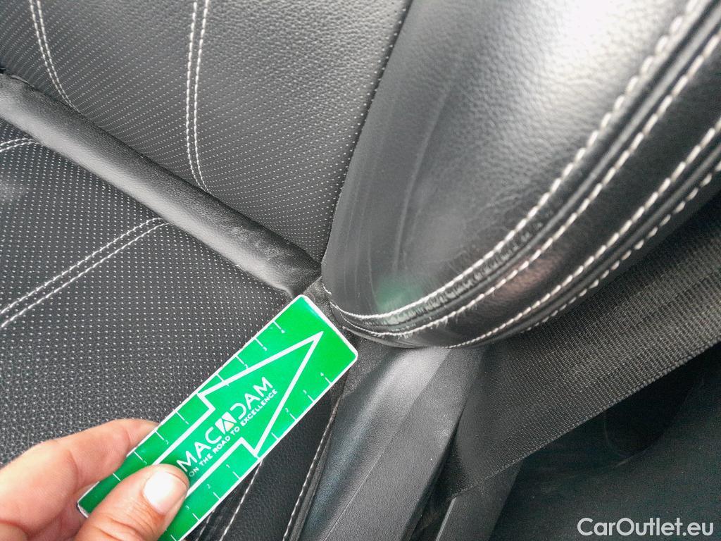  Land Rover  Range Rover LAND ROVER  Velar / 2017 / 5P / todoterreno 2.0 D180 132kW (180CV) S 4WD Auto #15