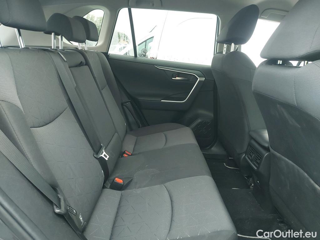 Toyota  RAV4 TOYOTA  / 2018 / 5P / todoterreno 2.5l 220H Advance 4WD #7