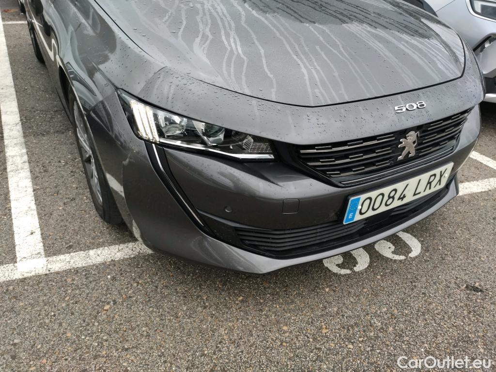  Peugeot  508 PEUGEOT  / 2018 / 5P / berlina con portón 5P Business Line BlueHDi 130 EAT8 (AC) #17
