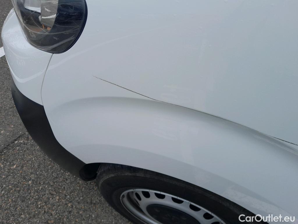  Peugeot  Expert PEUGEOT  / 2016 / 4P / furgón Furgón Premium 1.5 BlueHDi 100 Standard (AC) #39