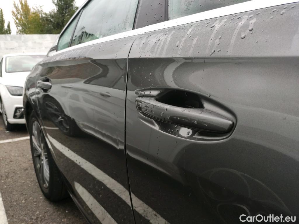  Peugeot  508 PEUGEOT  / 2018 / 5P / berlina con portón 5P Business Line BlueHDi 130 EAT8 (AC) #22