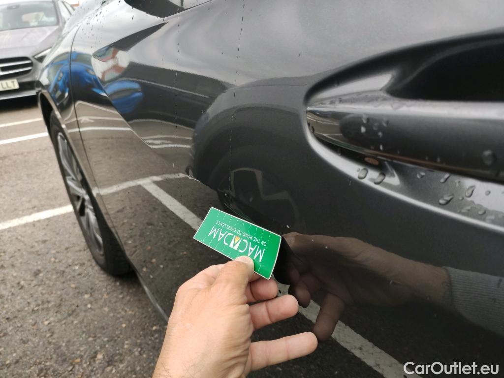  Peugeot  508 PEUGEOT  / 2018 / 5P / berlina con portón 5P Business Line BlueHDi 130 EAT8 (AC) #4