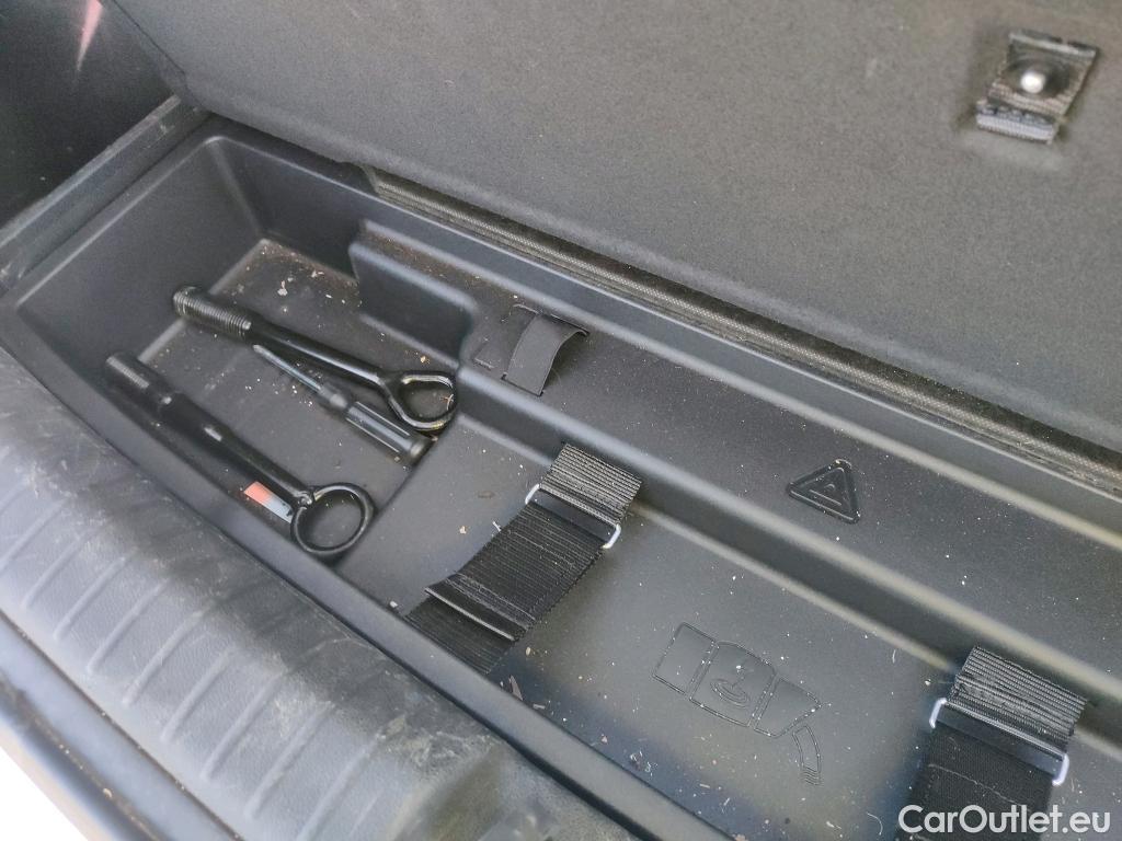  KIA  Niro KIA  / 2019 / 5P / crossover 1.6 GDi PHEV 104kW (141CV) Drive #7