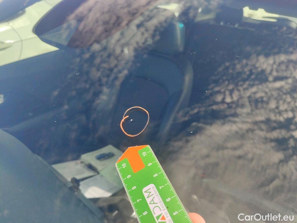  KIA  Niro KIA  / 2019 / 5P / crossover 1.6 GDi HEV 104kW (141CV) Drive #2