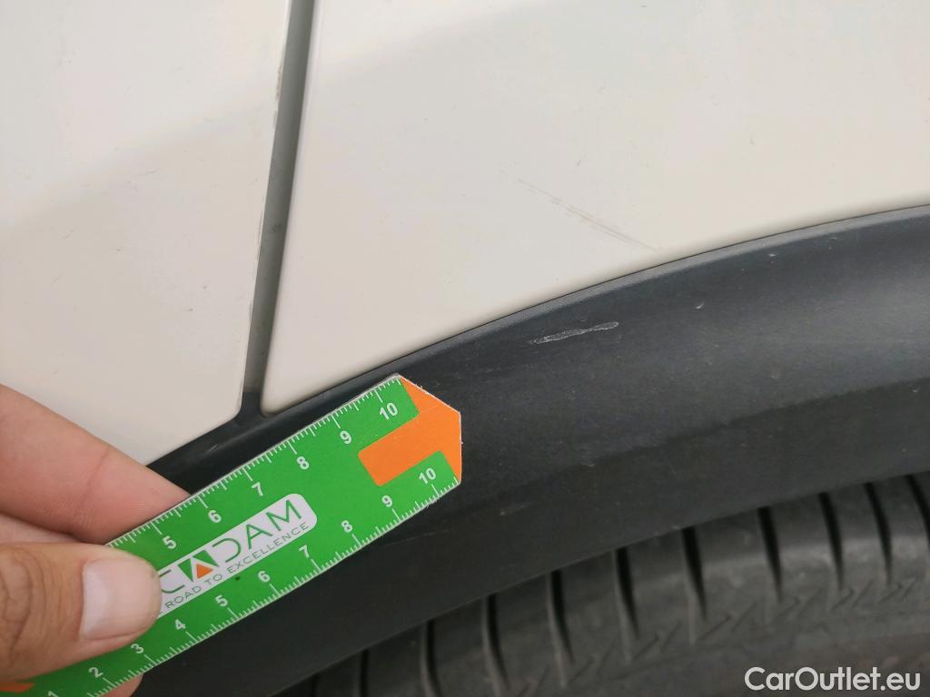  KIA  Niro KIA  / 2019 / 5P / crossover 1.6 GDi HEV 104kW (141CV) Drive #22