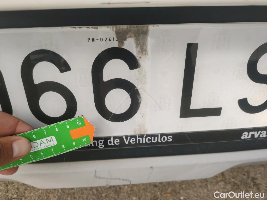  KIA  Niro KIA  / 2019 / 5P / crossover 1.6 GDi HEV 104kW (141CV) Drive #24