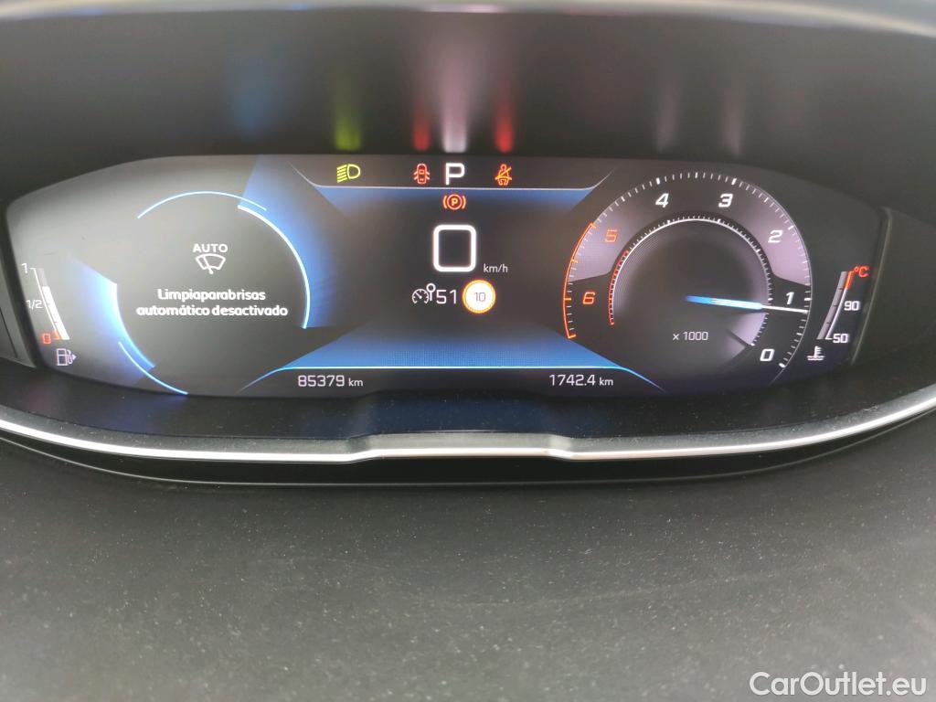 Peugeot  3008  Allure Pack 1.5 HDi 130CV AT8 E6d #4