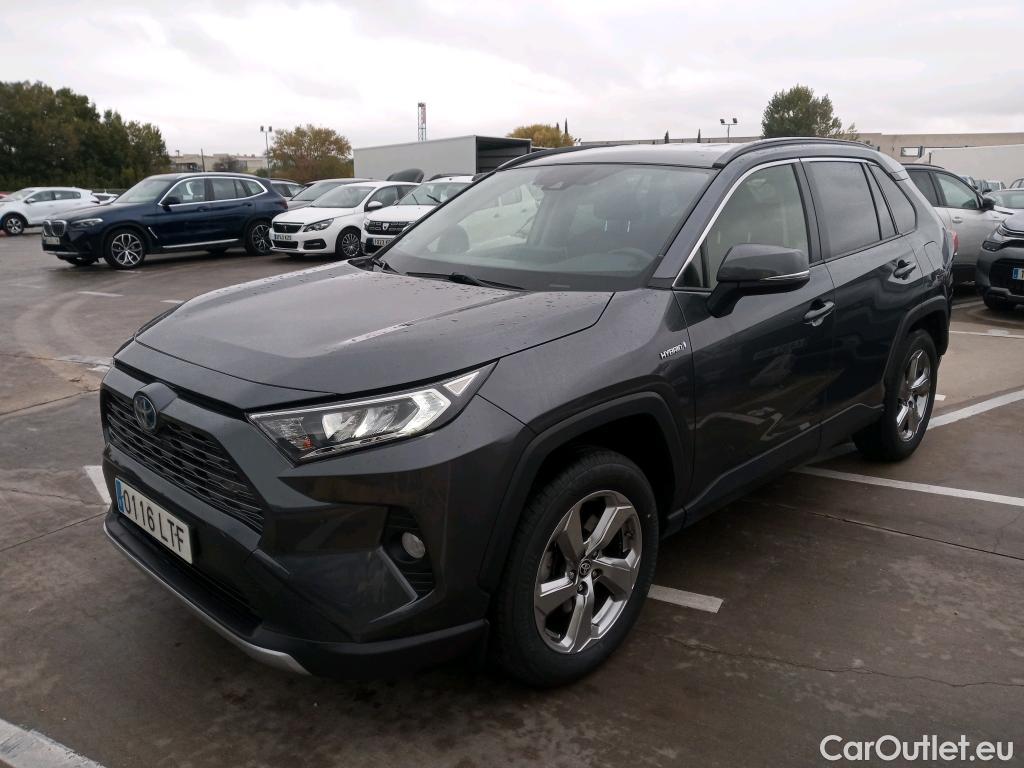 Toyota  RAV4 TOYOTA  / 2018 / 5P / todoterreno 2.5l 220H Advance #1