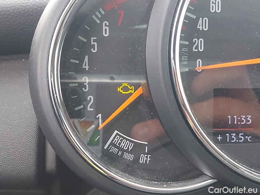  Mini  Cooper MINI MINI / 2014 / 5P / berlina con portón ONE 5 PUERTAS (CX) #9