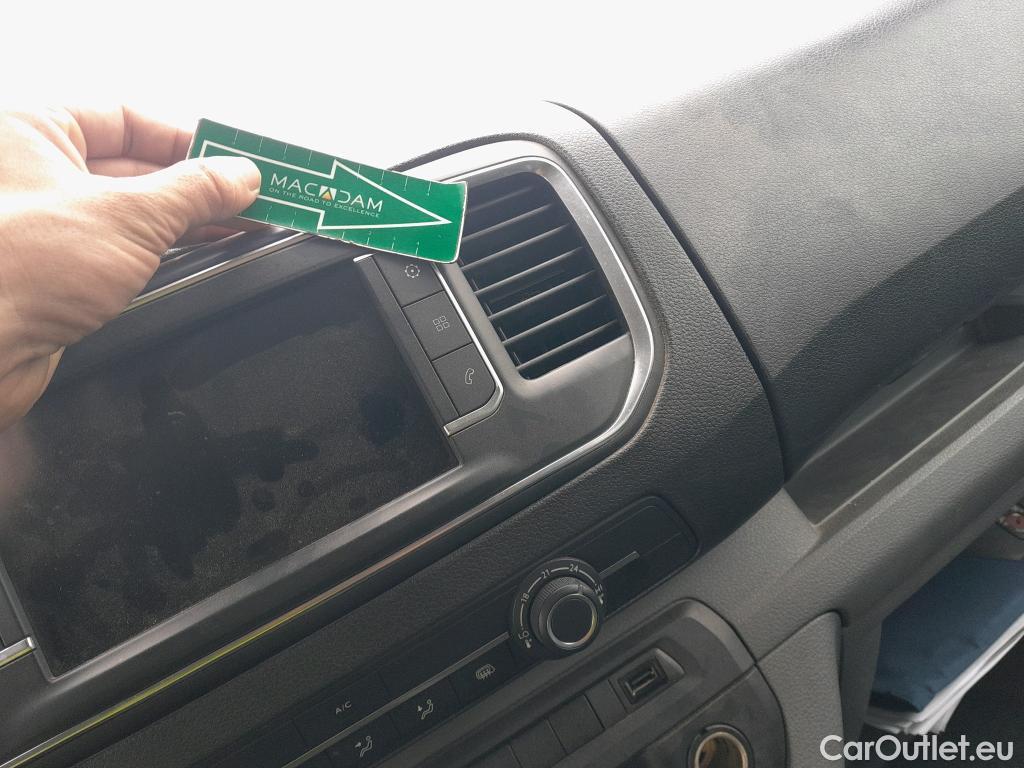  Peugeot  Expert PEUGEOT  / 2016 / 4P / furgón Furgón Premium 1.5 BlueHDi 100 Standard (AC) #32