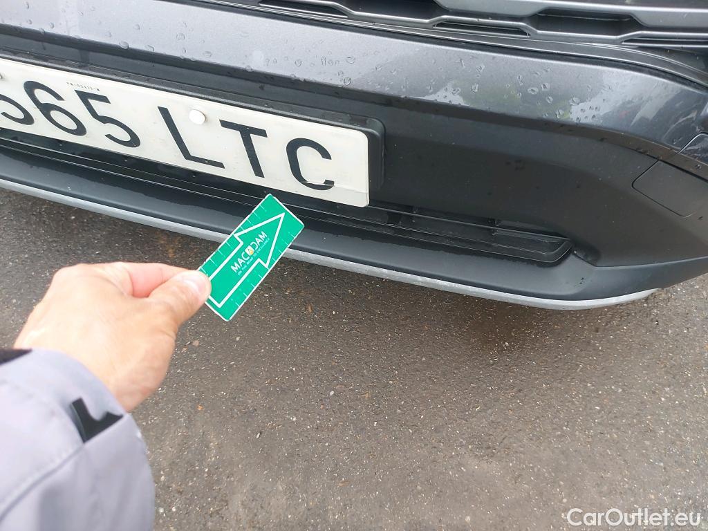 Toyota  RAV4 TOYOTA  / 2018 / 5P / todoterreno 2.5l 220H Advance 4WD #6