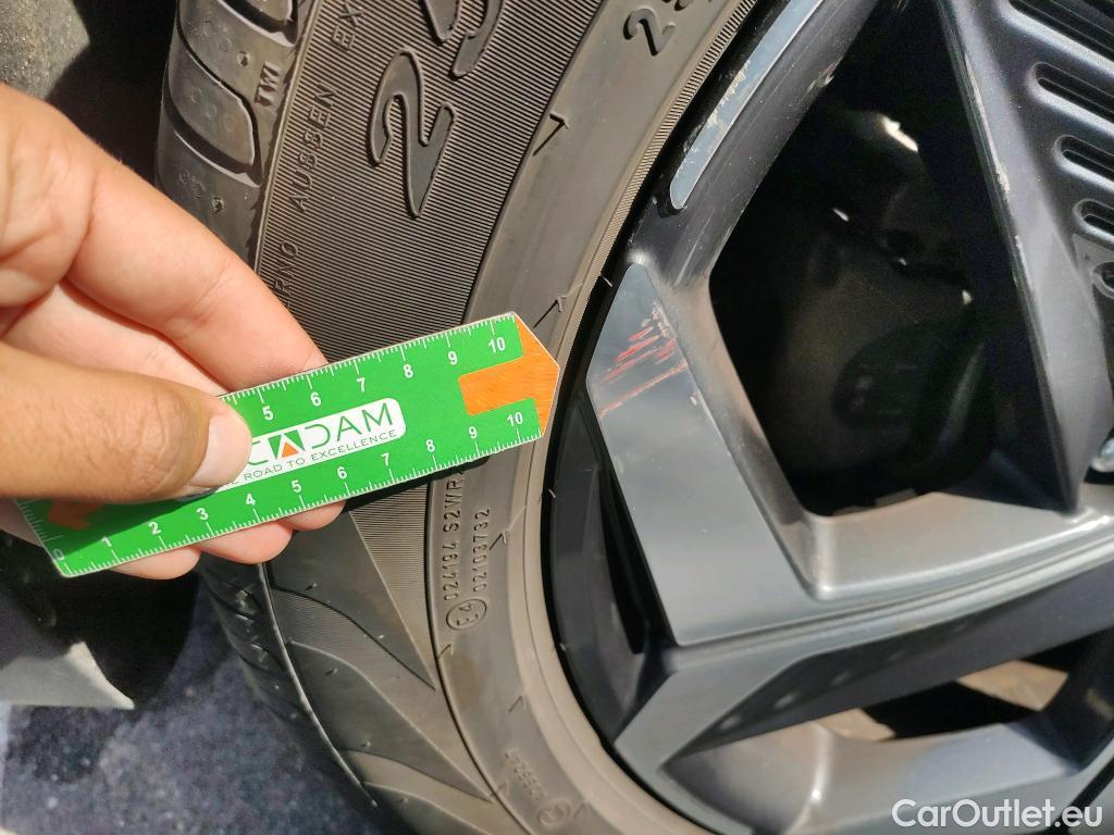  Hyundai  Tucson HYUNDAI  / 2020 / 5P / todoterreno 1.6 TGDI PHEV 195kW Style Auto 4x4 #2