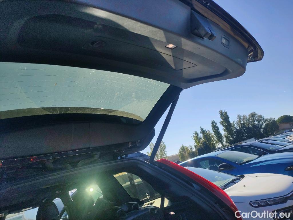 Volvo  XC90 VOLVO  / 2019 / 5P / todoterreno 2.0 B5 D5 AWD R-Design Auto #24