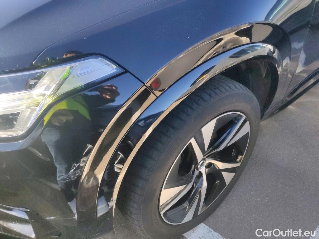 Volvo  XC90 VOLVO  / 2019 / 5P / todoterreno 2.0 B5 D5 AWD R-Design Auto #31