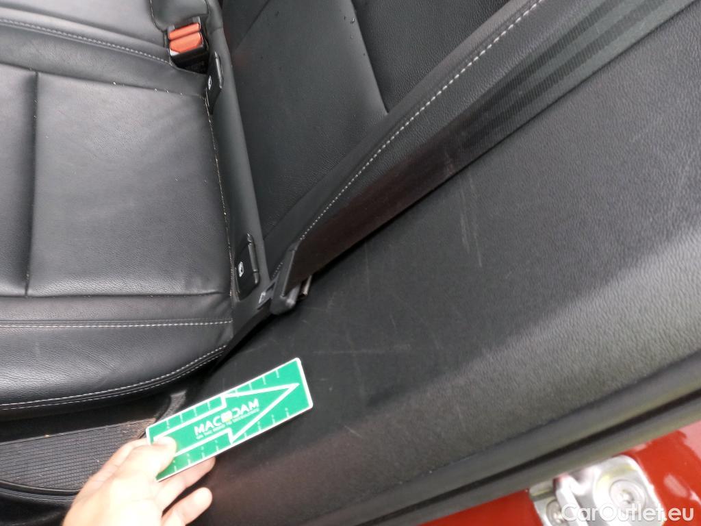 Volvo  XC 40 VOLVO XC40 / 2017 / 5P / todoterreno 1.5 T5 Twin Recharge R-Design Auto #5