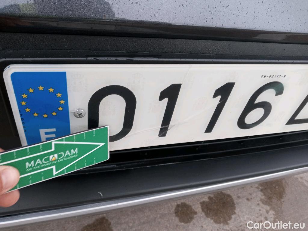 Toyota  RAV4 TOYOTA  / 2018 / 5P / todoterreno 2.5l 220H Advance #27