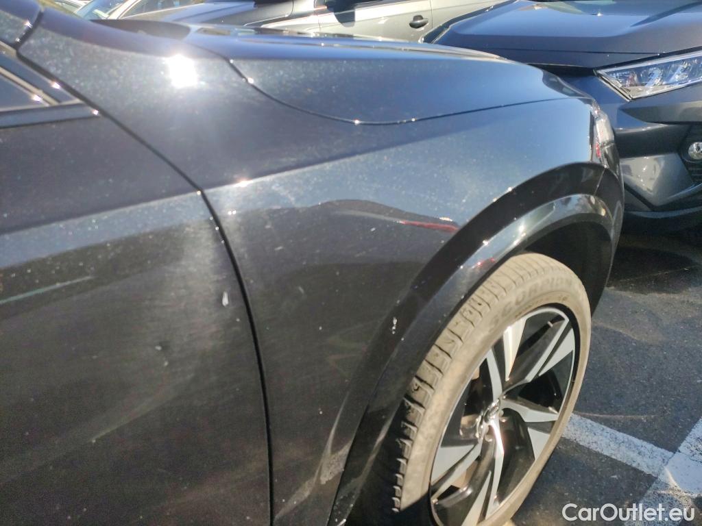 Volvo  XC90 VOLVO  / 2019 / 5P / todoterreno 2.0 B5 D5 AWD R-Design Auto #22