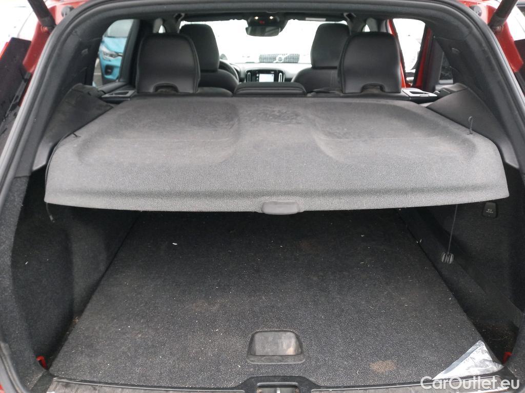 Volvo  XC 40 VOLVO XC40 / 2017 / 5P / todoterreno 1.5 T5 Twin Recharge R-Design Auto #8