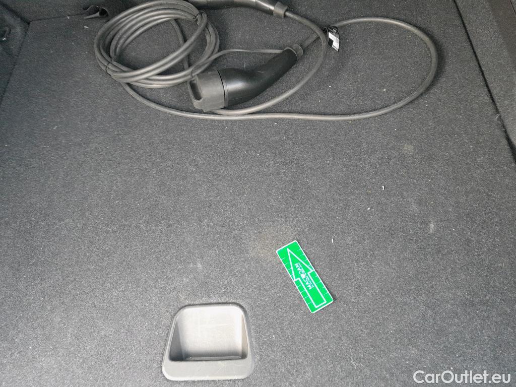 Volvo  XC 40 VOLVO XC40 / 2017 / 5P / todoterreno 1.5 T5 Twin Recharge Inscription Auto #14