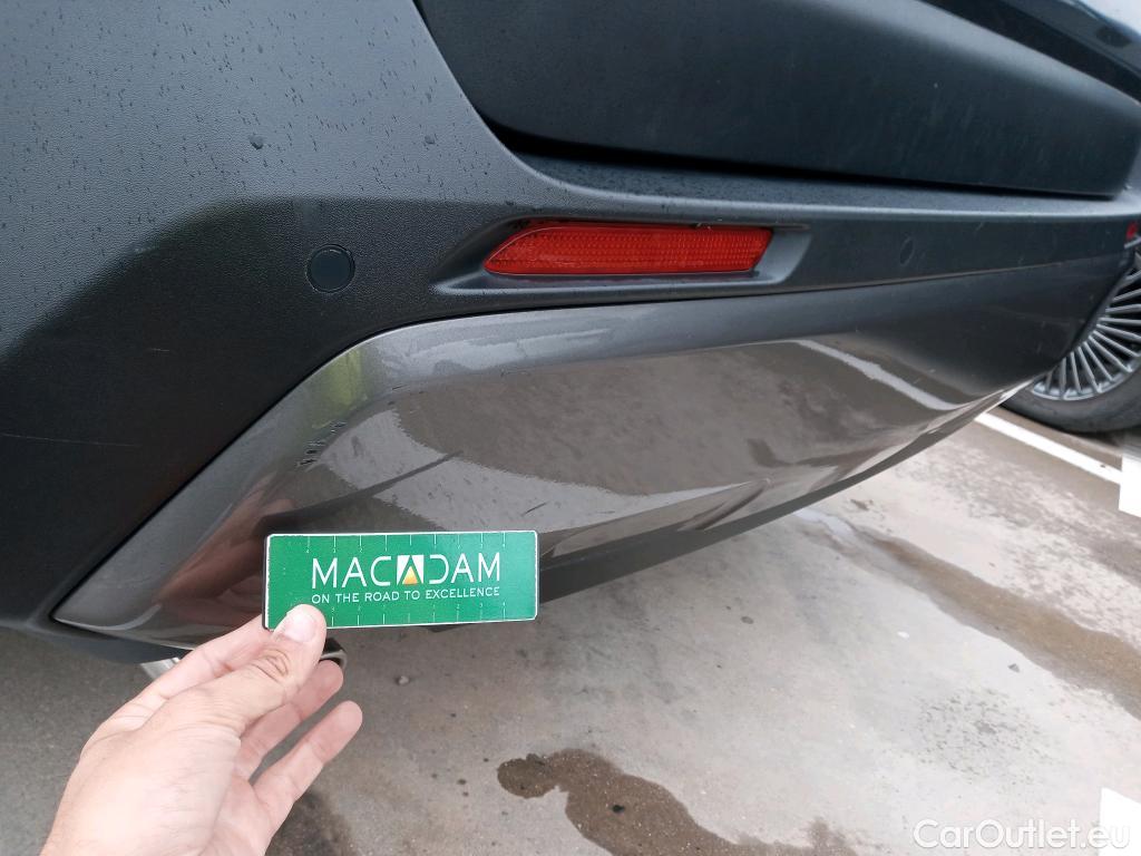 Toyota  RAV4 TOYOTA  / 2018 / 5P / todoterreno 2.5l 220H Advance #26