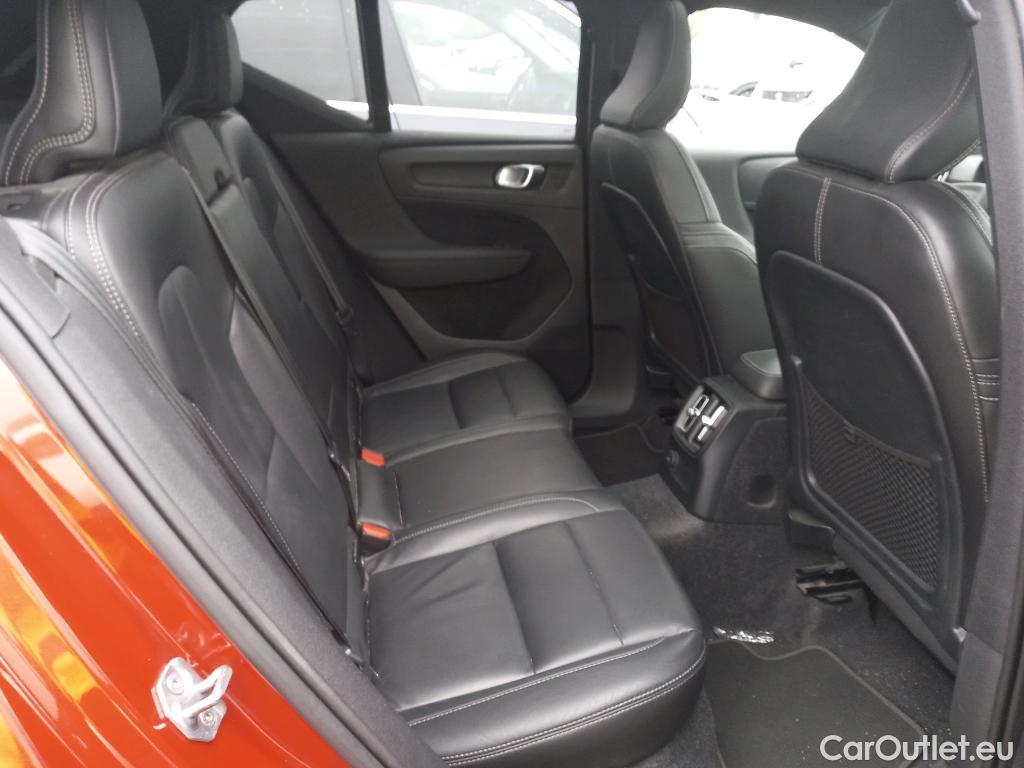 Volvo  XC 40 VOLVO XC40 / 2017 / 5P / todoterreno 1.5 T5 Twin Recharge R-Design Auto #7