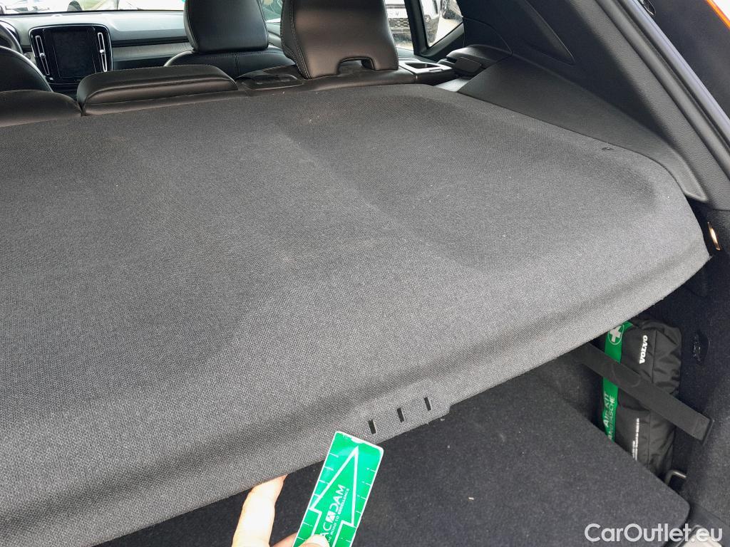 Volvo  XC 40 VOLVO XC40 / 2017 / 5P / todoterreno 1.5 T5 Twin Recharge Inscription Auto #1