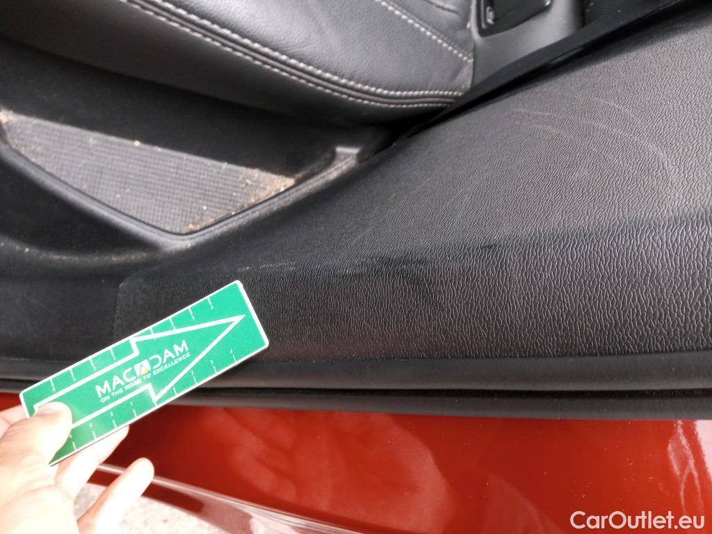 Volvo  XC 40 VOLVO XC40 / 2017 / 5P / todoterreno 1.5 T5 Twin Recharge R-Design Auto #6