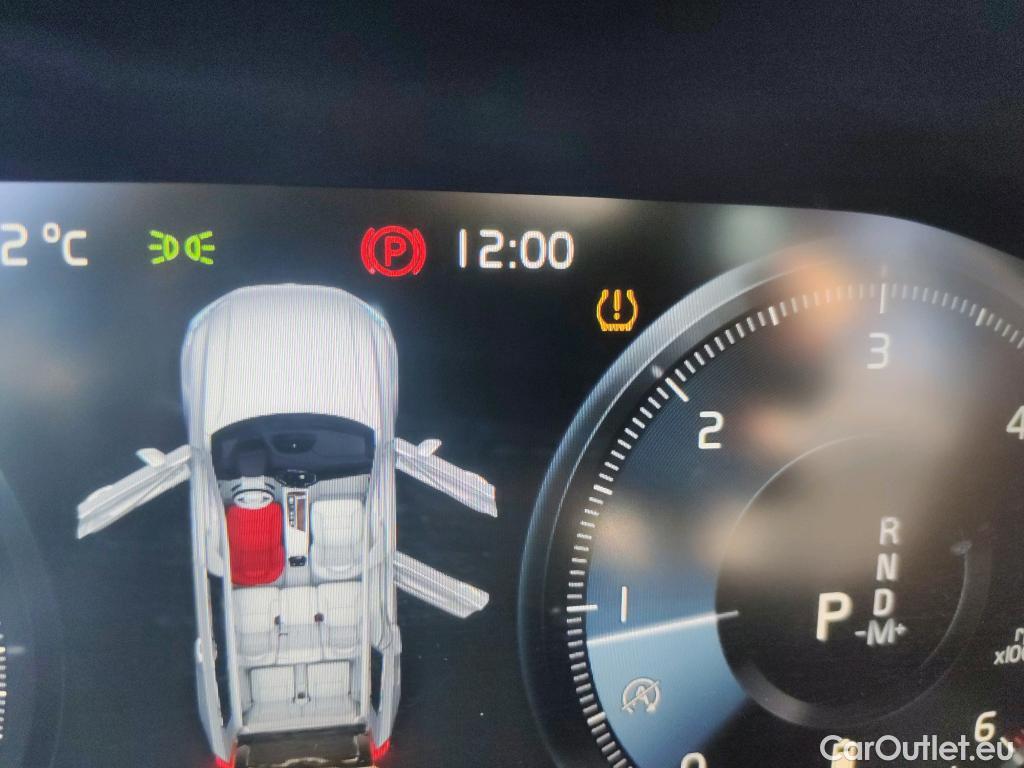 Volvo  XC90 VOLVO  / 2019 / 5P / todoterreno 2.0 B5 D5 AWD R-Design Auto #36