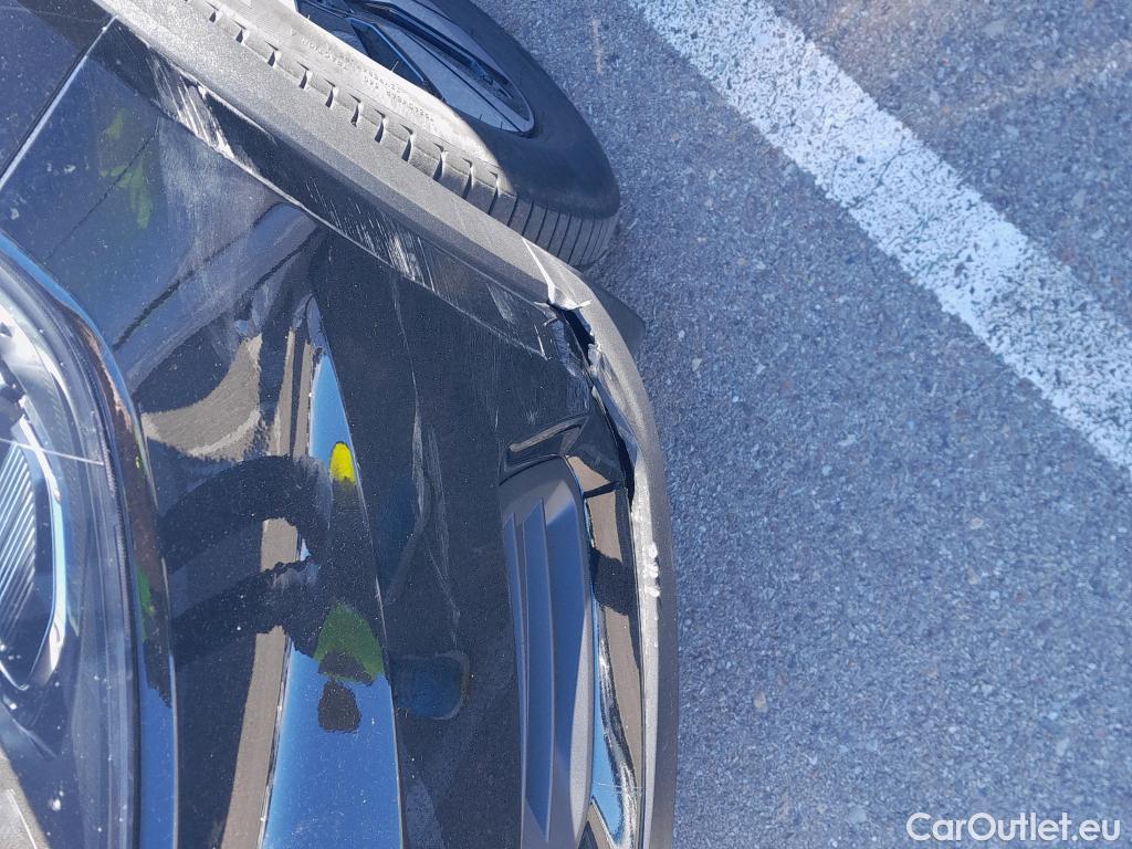 Volvo  XC 40 VOLVO XC40 / 2017 / 5P / todoterreno 1.5 T4 Twin Recharge Inscription Ex Auto #21