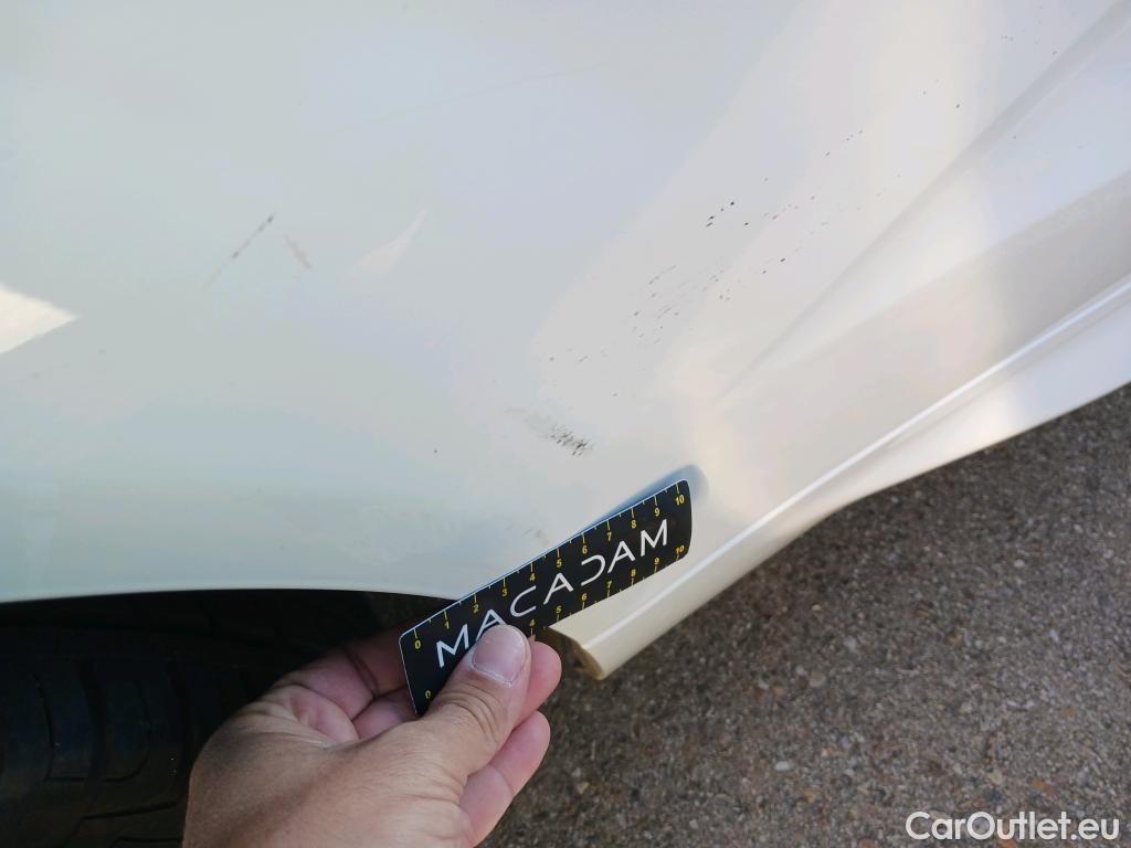  Volvo  XC60 VOLVO  / 2017 / 5P / todoterreno 2.0 B4 D4 AWD Business Plus Auto #6