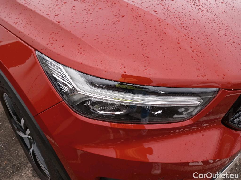 Volvo  XC 40 VOLVO XC40 / 2017 / 5P / todoterreno 1.5 T5 Twin Recharge R-Design Auto #19