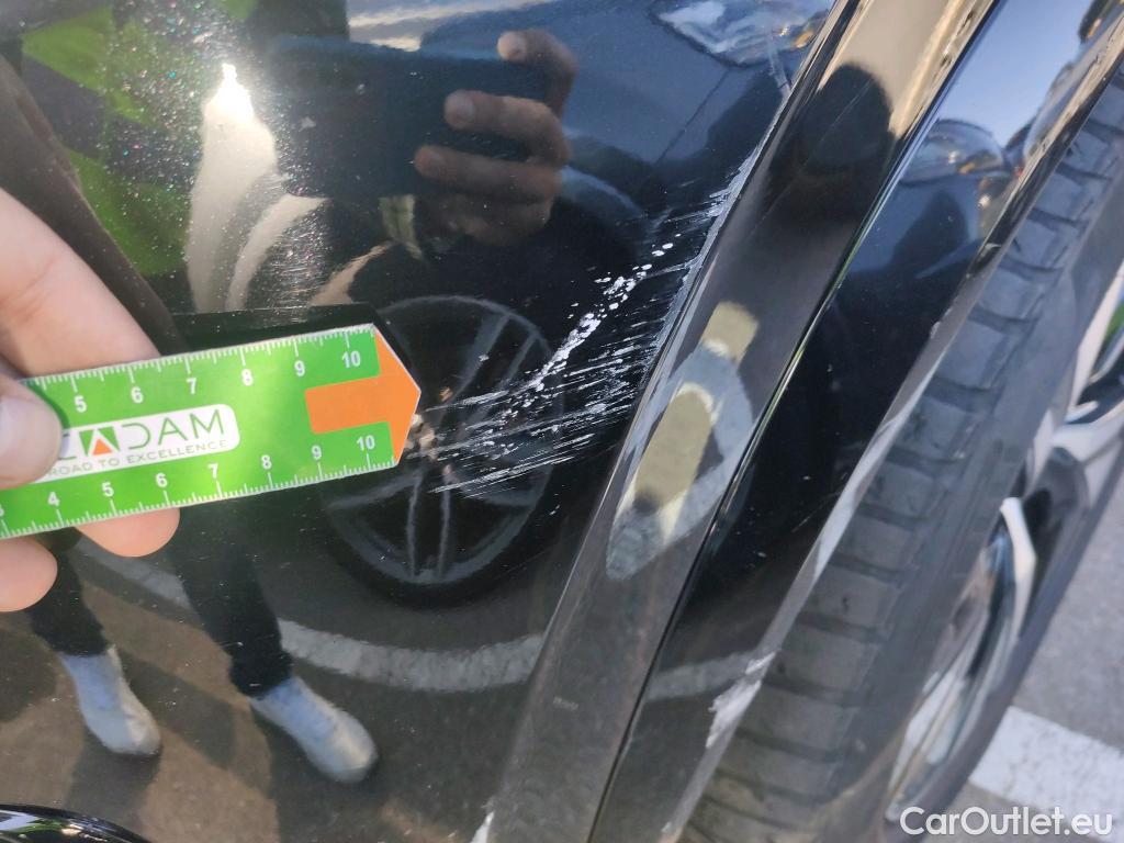 Volvo  XC90 VOLVO  / 2019 / 5P / todoterreno 2.0 B5 D5 AWD R-Design Auto #30