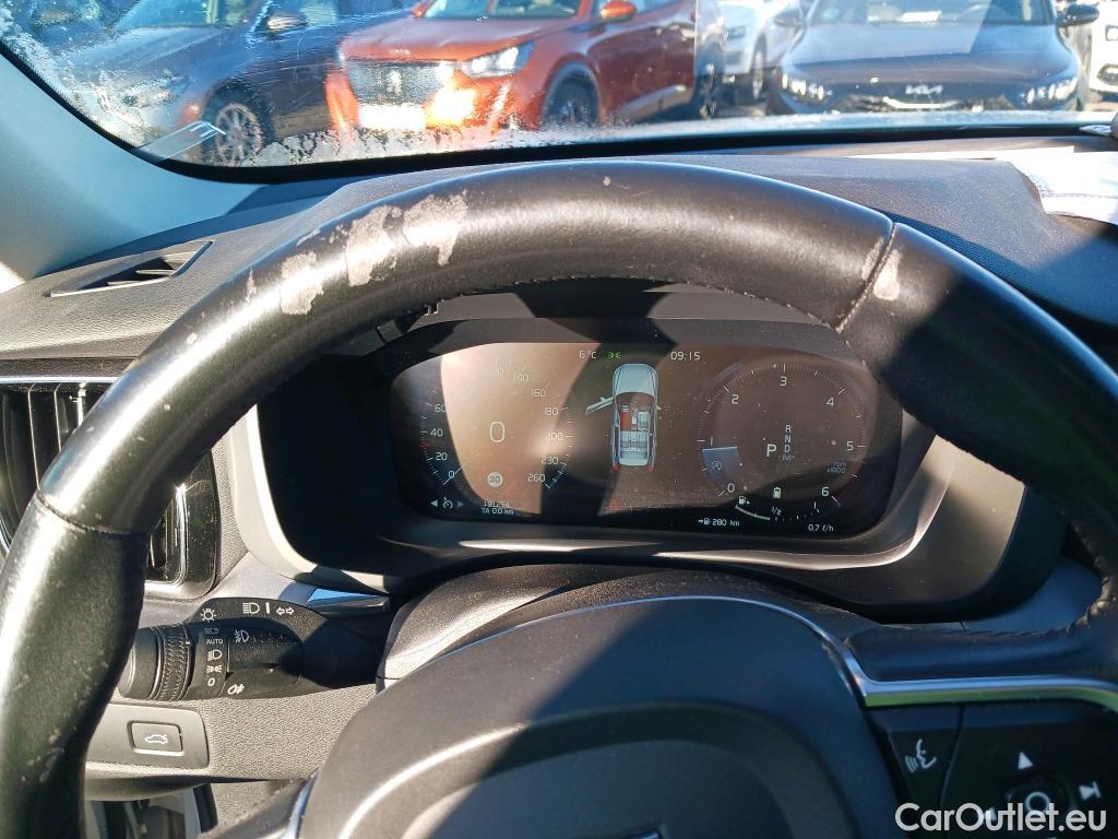  Volvo  XC60 VOLVO  / 2017 / 5P / todoterreno 2.0 B4 D4 AWD Business Plus Auto #20