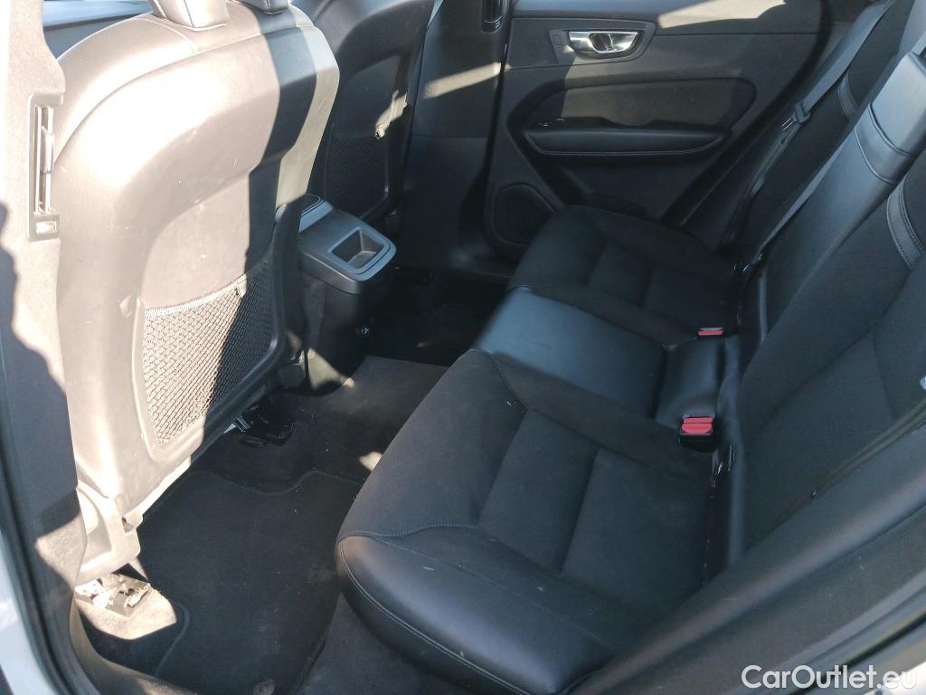  Volvo  XC60 VOLVO  / 2017 / 5P / todoterreno 2.0 B4 D4 AWD Business Plus Auto #7