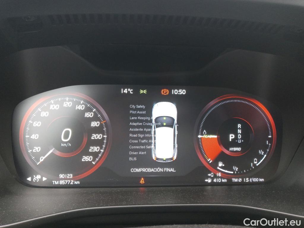 Volvo  XC 40 VOLVO XC40 / 2017 / 5P / todoterreno 1.5 T5 Twin Recharge R-Design Auto #4